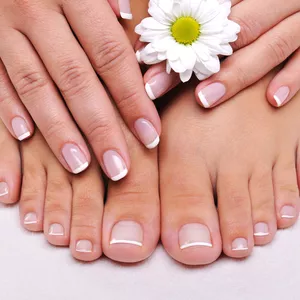 Alongamento de Unhas por Priscila Moreira