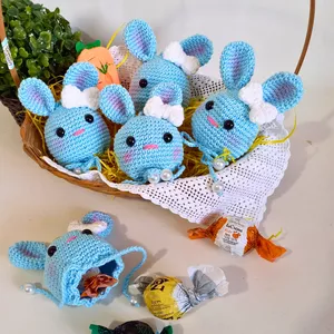 Imagem de capa para o Ebook PDF COELHO PORTA BOMBOM AMIGURUMI CHAVEIRO
