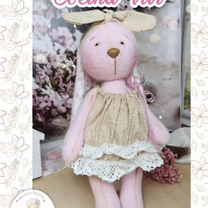 Imagem de capa para o Ebook Molde Boneca - Coelha Vivi