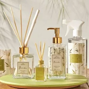 Image de couverture pour le Ebook Parfums d’ambiance