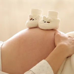 Imagem de capa para o Curso online Como evitar estrias, varizes, varicoses e vasos sanguíneos dilatados durante a gravidez