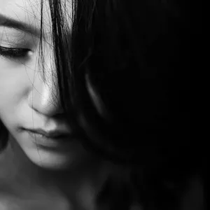 Imagem de capa para o Ebook "Amores Verdadeiros: Como Construir Relacionamentos que Realmente Valem a Pena"