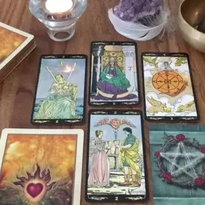 Imagen de portada para Curso online 🌟 Géminis En El Amor: Encuentra Respuestas con el Tarot 💑
