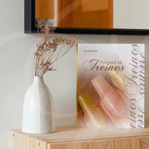 Imagem de capa para o Curso online Folhas de Treino | Nail Instrutora