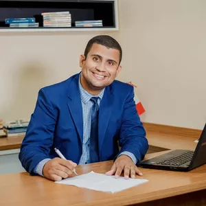 Imagem de capa para o Curso online Transforme seu Currículo e Comportamento para o Sucesso Profissional