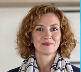 Roberta, 40 anos - Coordenadora de Marketing