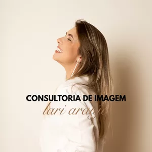 Imagem de capa para o Curso online Consultoria de Imagem com Lari Araujo