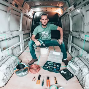 MOTORHOME O SONHO CONSTRUÇÃO ARTESANAL