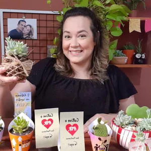 Imagem de capa para o Curso online Presentes Criativos com Cactos e Suculentas 