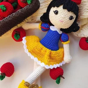 Imagem de capa para o Ebook Receita Branca de Neve amigurumi