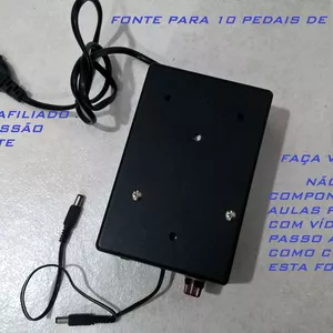 Imagem do curso FONTE DE 9 VOLTS 2 AMPERES PARA 10 PEDAIS DE GUITARRA
