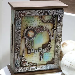 Imagem de capa para o Curso online Desvendando o Mixed Media offline