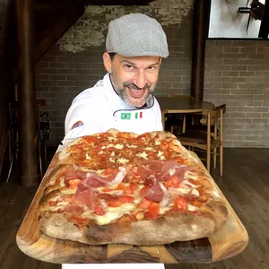 Imagem de capa para o Curso online Pizza, SEMPRE Pizza!