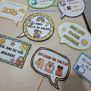 Imagem de capa para o Curso online Plaquinhas Volta às aulas 🍎✏️2026