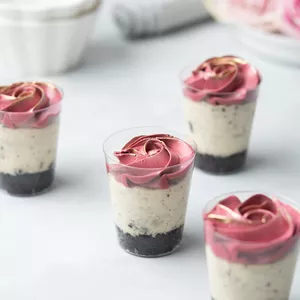 Imagen de portada para Ebook DESSERTS SHOTS EBOOK - Vainilla Cakes by Luisa Quiroz