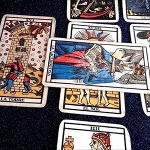 Imagen de portada para Curso online Potencia tu Destino con el Tarot Kipper 🌟