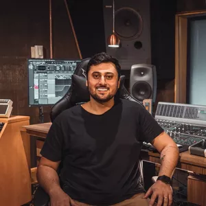 Imagem de capa para o Curso online Curso de Edição de Áudio com Marcelo Guerreiro - Sound Master