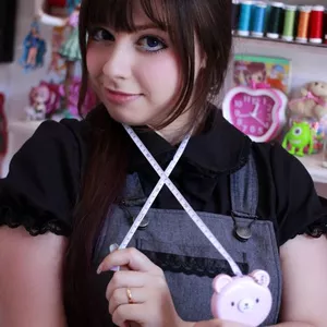 Imagem de capa para o Curso online Desvendando o Mundo da Costura ( Costura Básica e Intermediário)