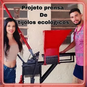 Imagem de capa para o Curso online Projeto prensa de tijolos ecológicos 