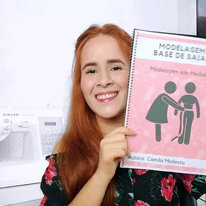 Imagem de capa para o Curso online Aprenda Modelar e Confeccionar Saias em 30 Dias