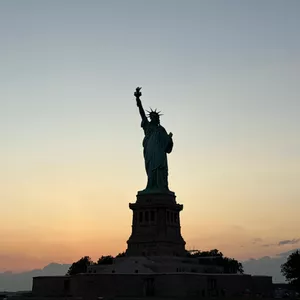 Imagem de capa para o Ebook ROTEIRO EM NOVA YORK