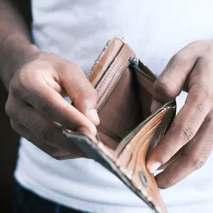 Imagem de capa para o Ebook Renda Extra Digital: 5 Maneiras Reais de Ganhar pelo Celular