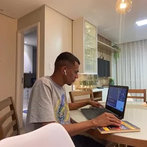 Imagem de capa para o Curso online JULIO FINANÇAS J$F
