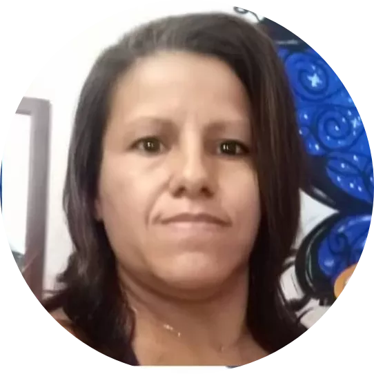 Mary, ex alumna