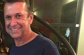 ~ John R. Phoenix, AZ age 52