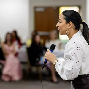 Imagem de capa para o Curso online PALESTRA DE SUCESSO DA CONSULTORA DE IMAGEM