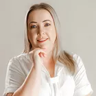CLARA RUBIA ALFARTH NEVES