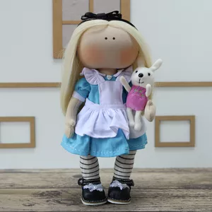 Imagem de capa para o Curso online Boneca Alice no País das Maravilhas