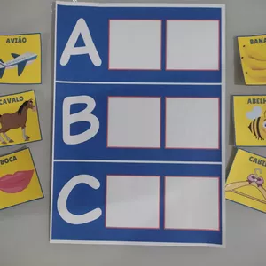 Imagem de capa para o Ebook CONHECENDO O ALFABETO