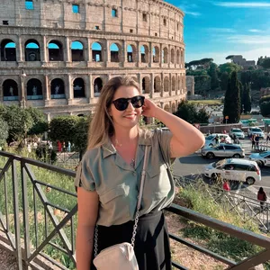 Imagem de capa para o Curso online Roteiro Roma