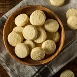 Imagem de Biscoitos amanteigados criado por Curso Profissionalizante de Confeitaria EAD Vanilla Academy na hotmart