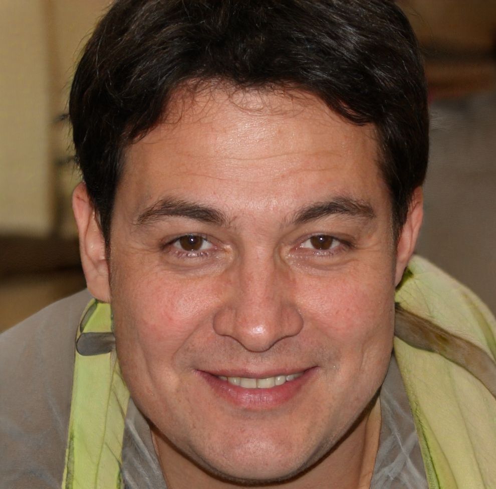 Gabriel Saldarriaga 