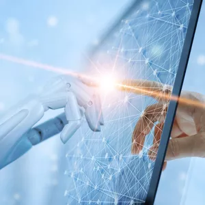 Imagen de portada para Curso online GPT PLUS + Agentes de IA Especializados en GIS