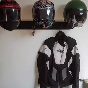 Imagen de portada para Curso online SOPORTES PARA CASCOS DE MOTO