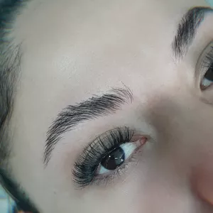 Imagem de capa para o Curso online Cílios tufos de seda