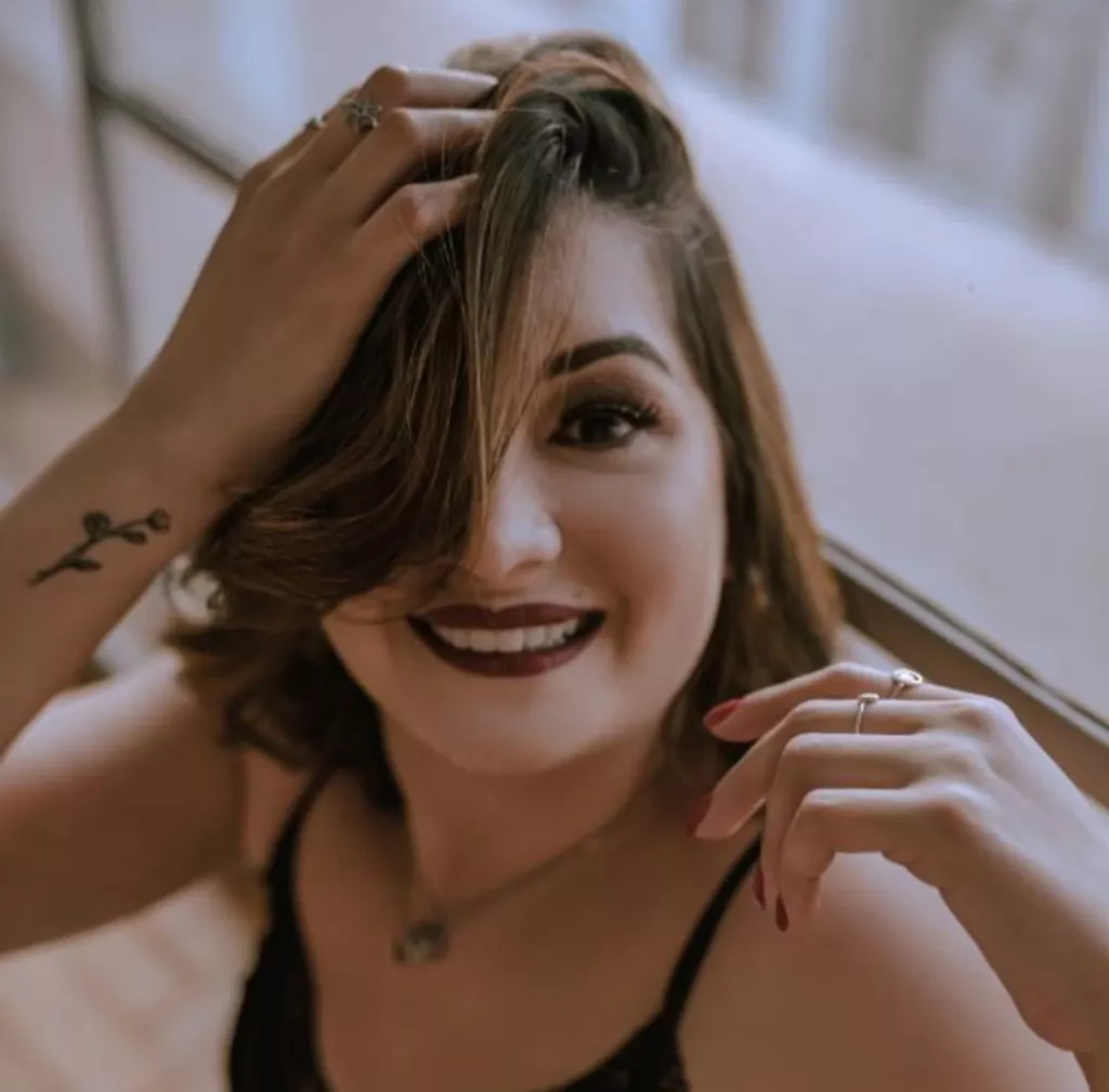 Aluna Jenifer