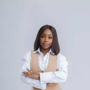 Imagem de capa para o Curso online Curso de customização de perucas