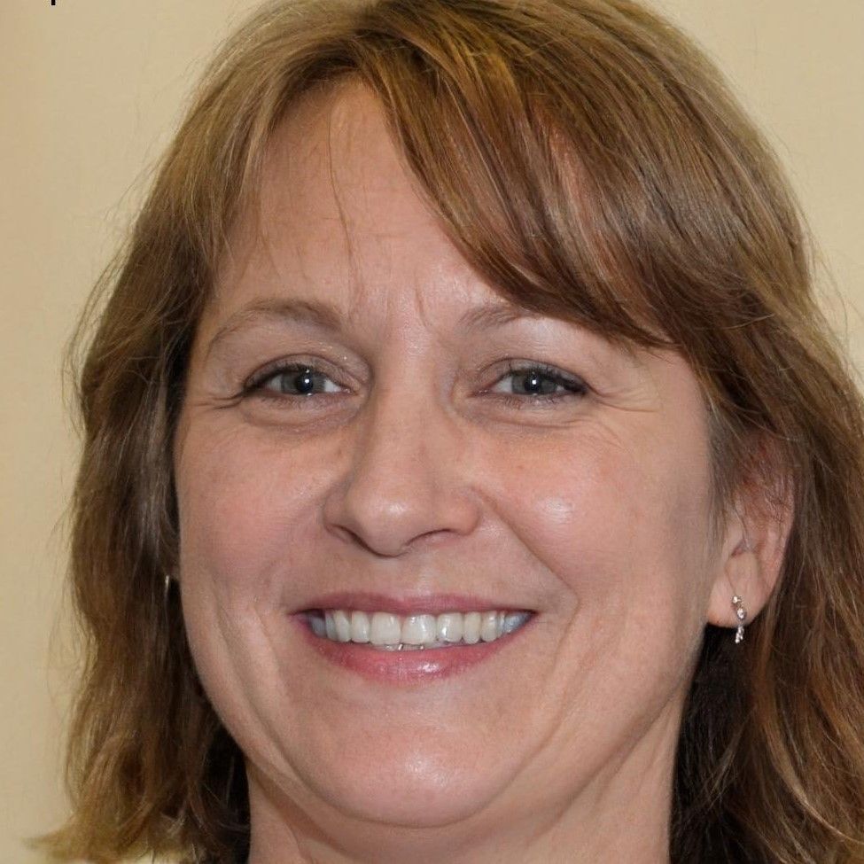 Fernanda C. - Corretora de Imóveis