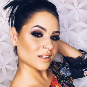 Imagem do curso VOCÊ MAQUIADA  -Automaquiagem nível avançado