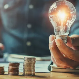 Imagem de capa para o Ebook Guia Pratico de Finanças: Como Organizar Seu Dinheiro e Construir Um Futuro Seguro 