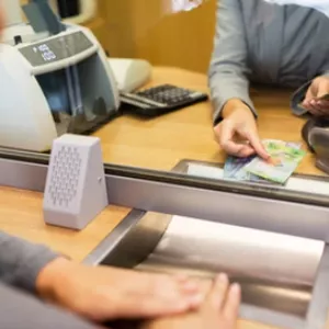 Imagen de portada para Curso online Capacitación cajero bancario y comercial