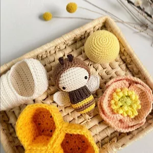 Imagen de portada para Ebook Patron Amigurumi pequeña abeja