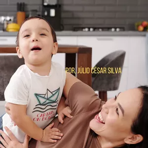 Imagem de capa para o Ebook Filhos Felizes, Pais Felizes: Como criar um ambiente positivo em casa e na escola.