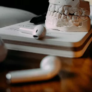 Imagem de capa para o Ebook O GRANDE MANUAL DA ODONTOLOGIA - DA FORMAÇÃO A ESPECIALIZAÇÃO