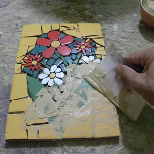 Imagem do curso Curso De Mosaico Com Azulejos Cerâmica E Porcelana 1
