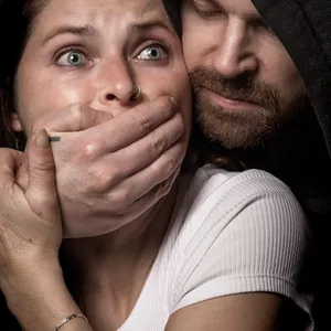 Imagem de capa para o Ebook Recupere Sua Força: Superando um Casamento Narcisista